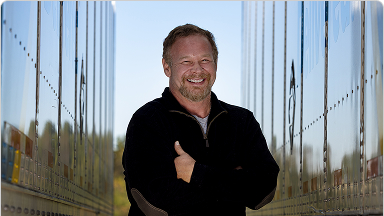 owner operator between truck